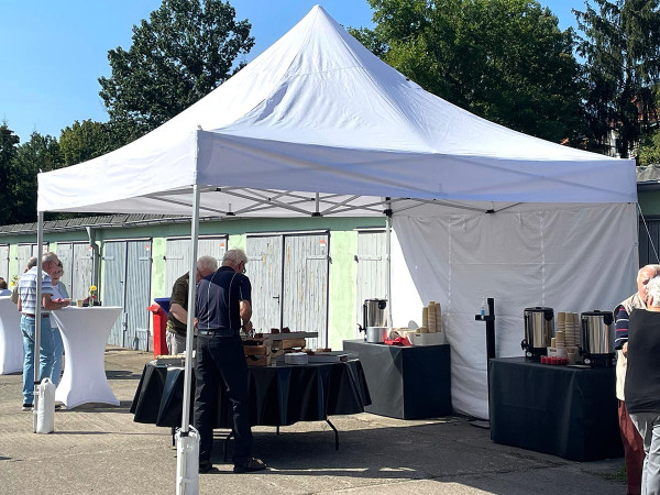 Faltzelt mieten 4m x 4m