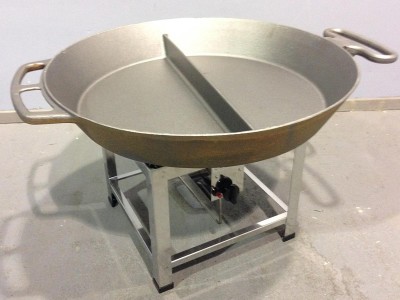 Gaskocher mit Pfanne