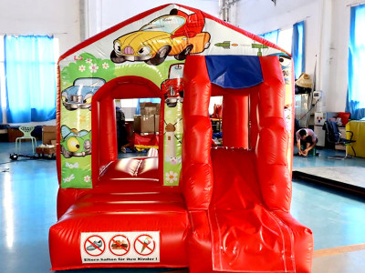 Hüpfburg Auto mieten in Berlin